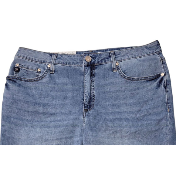 Seven7 Womens Bermuda Mid Rise Stretch Denim Short Thrive Size 12 - Picture 3 of 7